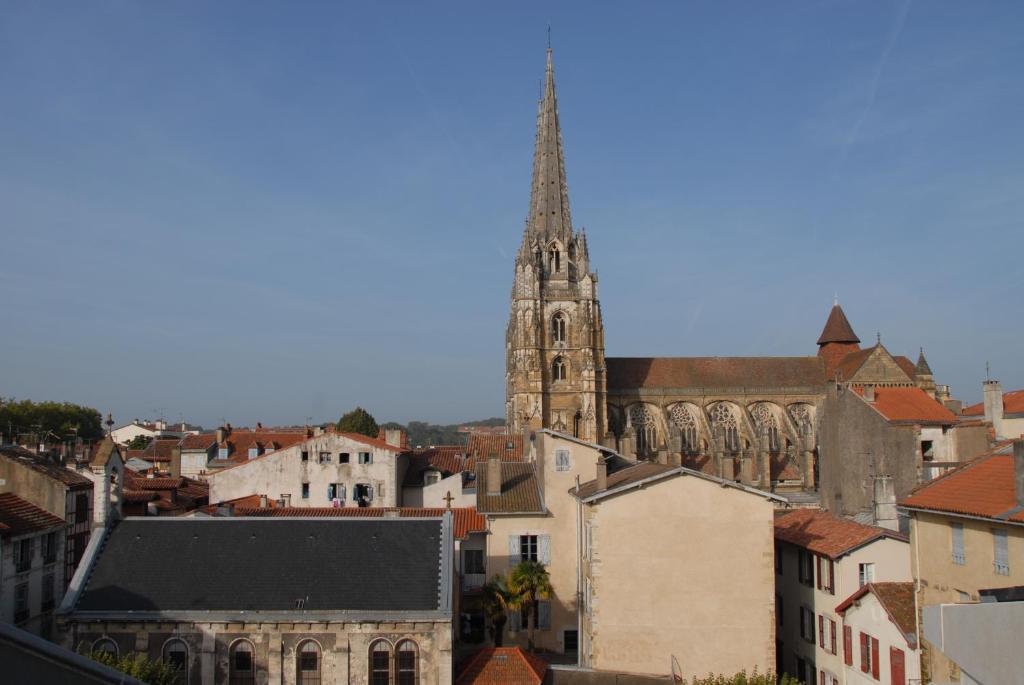 Temporesidence Cathedrale Bayonne Kültér fotó